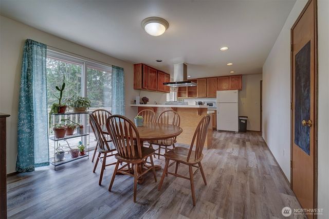 31481 Night Owl Avenue NE, Kingston, WA 98346
