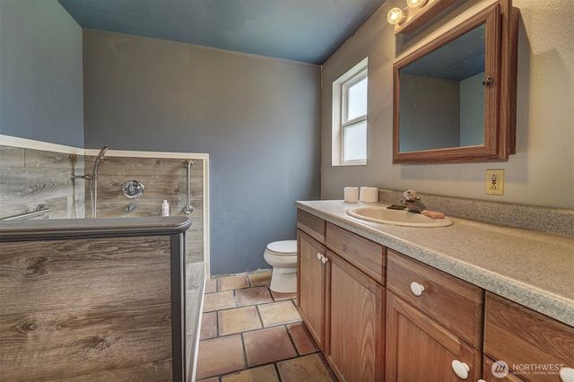 31481 Night Owl Avenue NE, Kingston, WA 98346