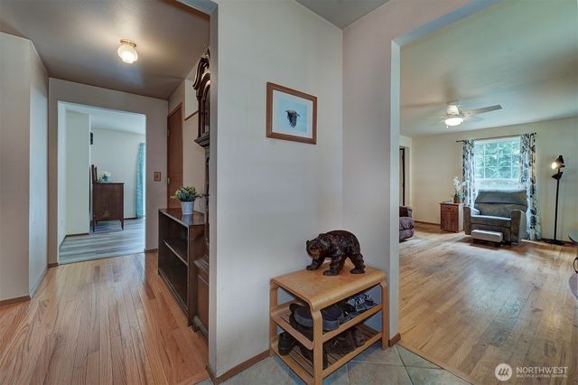 31481 Night Owl Avenue NE, Kingston, WA 98346