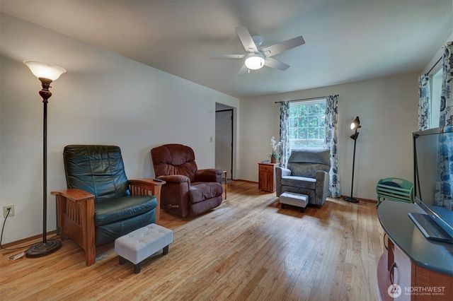 31481 Night Owl Avenue NE, Kingston, WA 98346