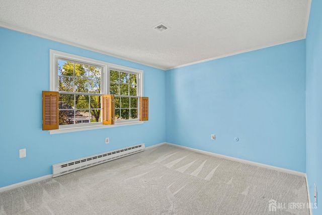 191 Malden Lane N, Monroe, NJ 08831