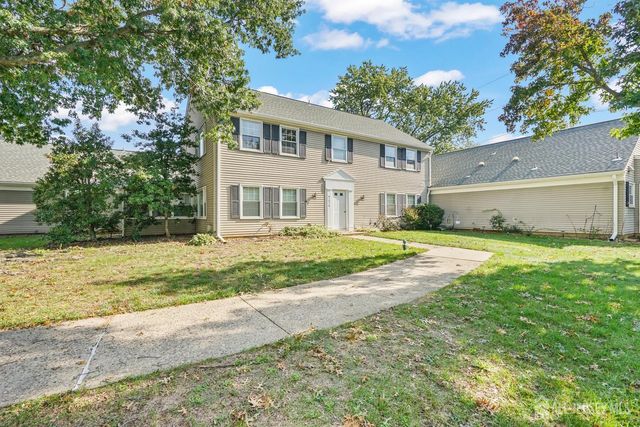 191 Malden Lane N, Monroe, NJ 08831