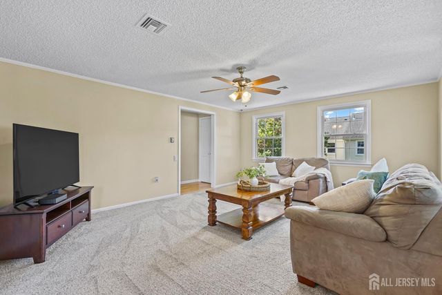 191 Malden Lane N, Monroe, NJ 08831
