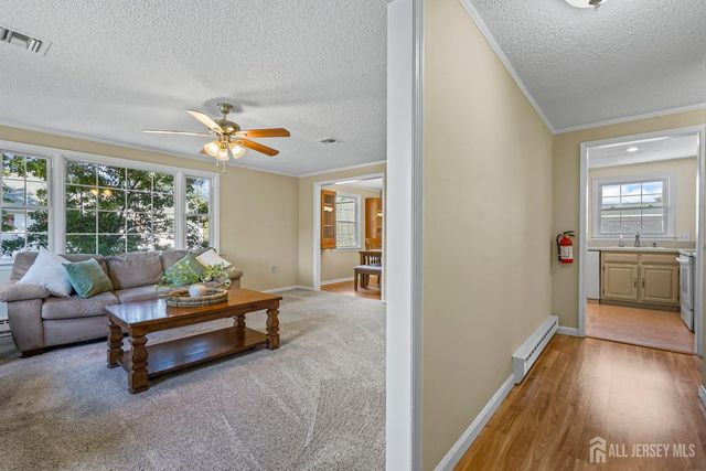 191 Malden Lane N, Monroe, NJ 08831