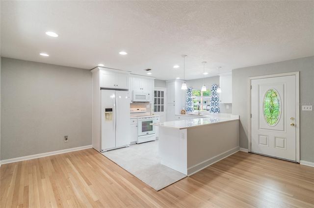 4511 S CAMERON AVENUE, Tampa, FL 33611