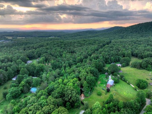 297 Daves Road, Morganton, GA 30560