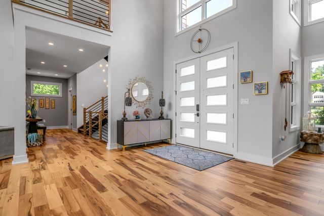 916 Bravington Way, Lexington, KY 40503