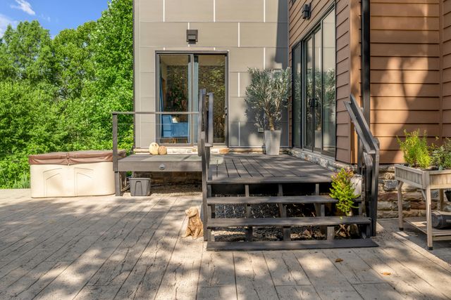 916 Bravington Way, Lexington, KY 40503