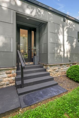 916 Bravington Way, Lexington, KY 40503