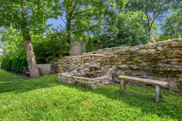 916 Bravington Way, Lexington, KY 40503
