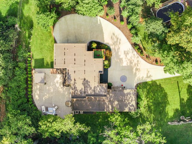 916 Bravington Way, Lexington, KY 40503