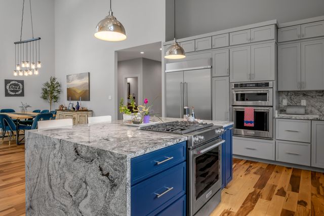 916 Bravington Way, Lexington, KY 40503