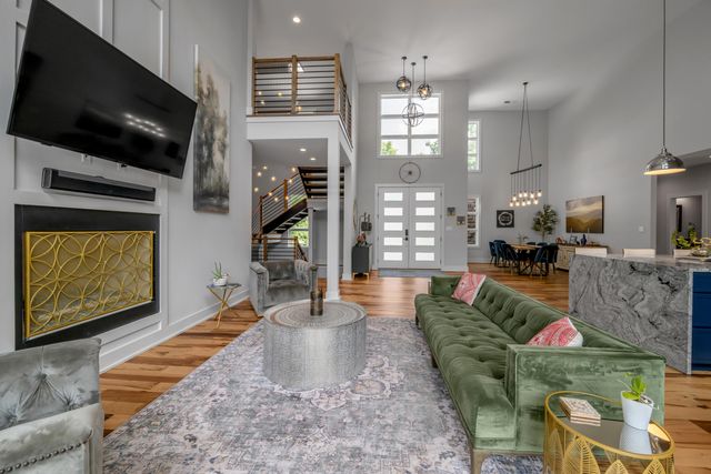 916 Bravington Way, Lexington, KY 40503