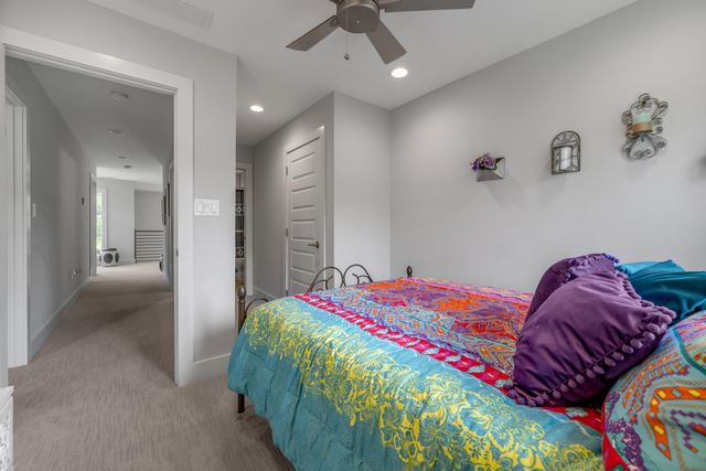 916 Bravington Way, Lexington, KY 40503
