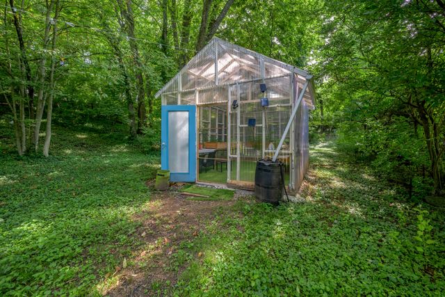916 Bravington Way, Lexington, KY 40503