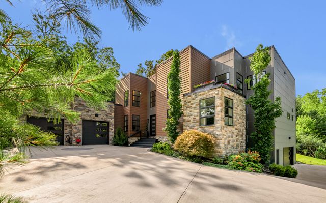 916 Bravington Way, Lexington, KY 40503
