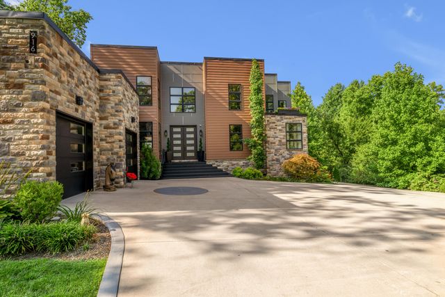 916 Bravington Way, Lexington, KY 40503