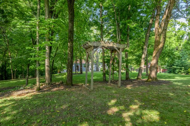 916 Bravington Way, Lexington, KY 40503