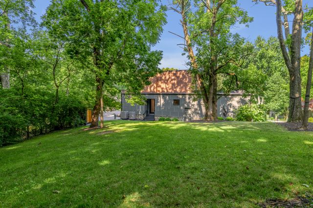 916 Bravington Way, Lexington, KY 40503