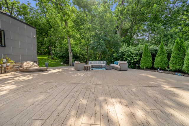 916 Bravington Way, Lexington, KY 40503