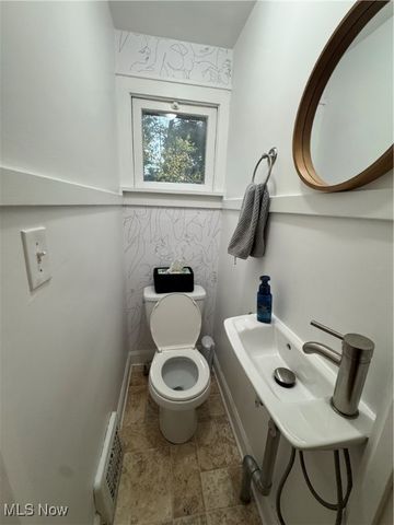 3368 Silsby Road, Cleveland Heights, OH 44118