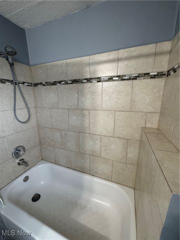 3368 Silsby Road, Cleveland Heights, OH 44118