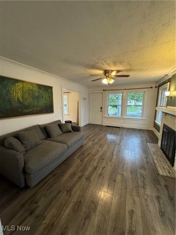 3368 Silsby Road, Cleveland Heights, OH 44118