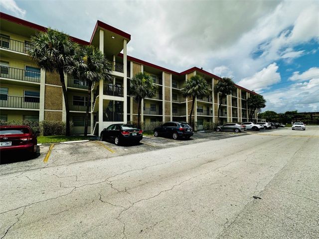 3099 NW 48th Avenue 253, Lauderdale Lakes, FL 33313