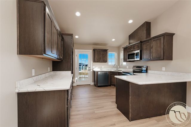 2221 Modera Avenue, Billings, MT 59105