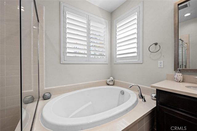 25 Castilla, Rancho Santa Margarita, CA 92688