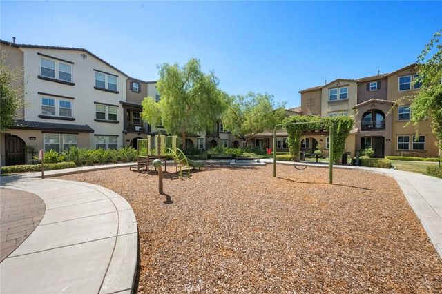 25 Castilla, Rancho Santa Margarita, CA 92688