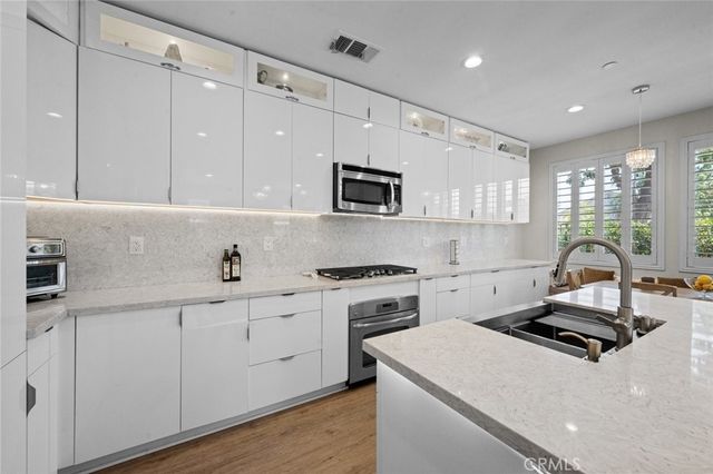 25 Castilla, Rancho Santa Margarita, CA 92688