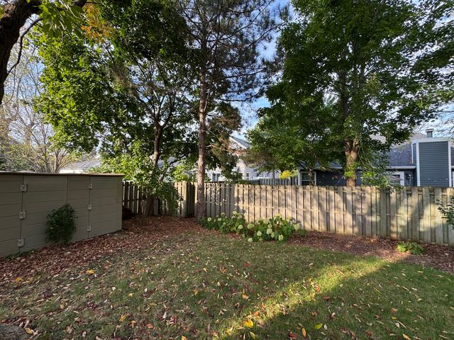 1109 Blackburn Drive, Grayslake, IL 60030