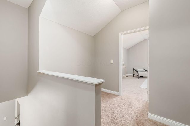 8366 Marwithe Place, New Albany, OH 43054