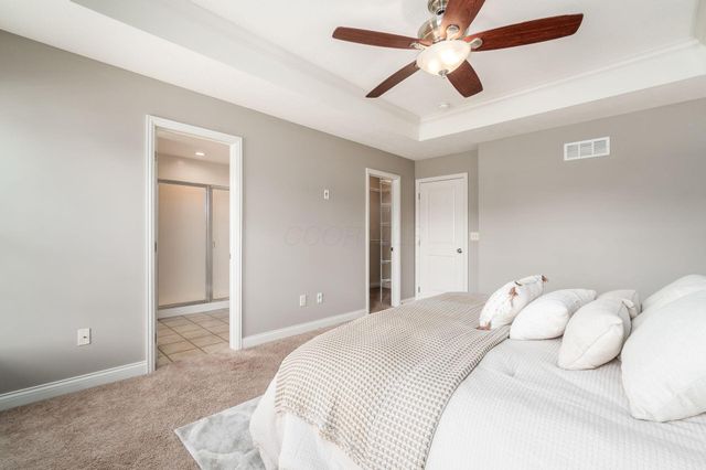 8366 Marwithe Place, New Albany, OH 43054