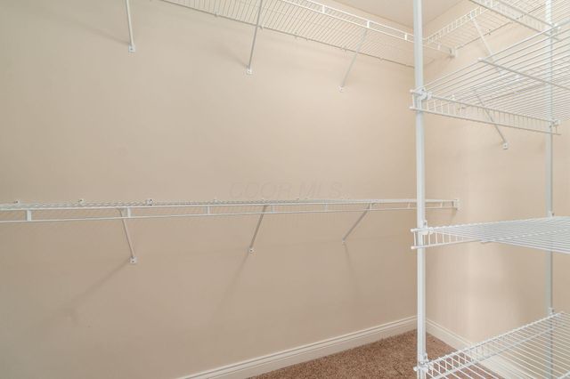 8366 Marwithe Place, New Albany, OH 43054