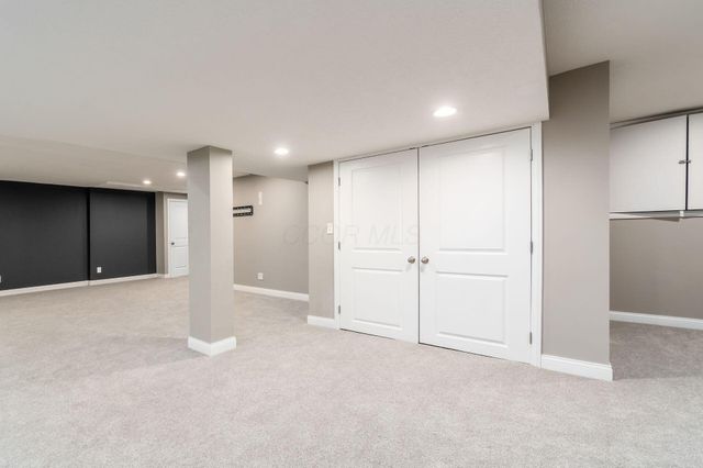 8366 Marwithe Place, New Albany, OH 43054