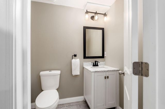 8366 Marwithe Place, New Albany, OH 43054