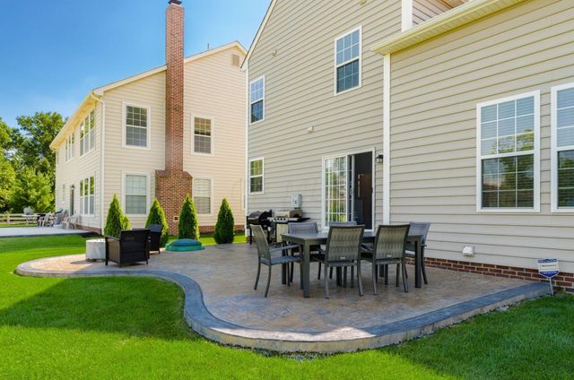 8366 Marwithe Place, New Albany, OH 43054