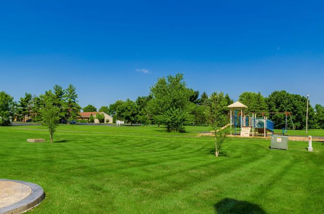 8366 Marwithe Place, New Albany, OH 43054