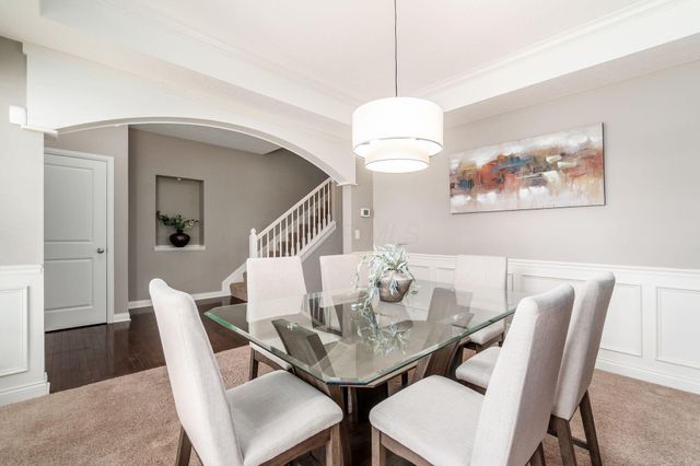 8366 Marwithe Place, New Albany, OH 43054