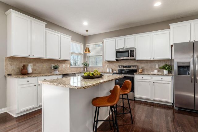 8366 Marwithe Place, New Albany, OH 43054