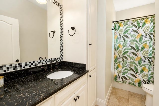 211 Pearl Margaret Dr, Gray, LA 70359