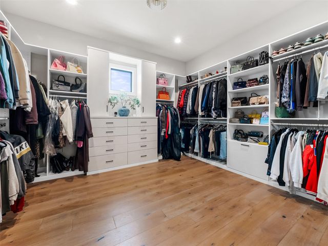 611 Casasanta TRL, Lakeway, TX 78738