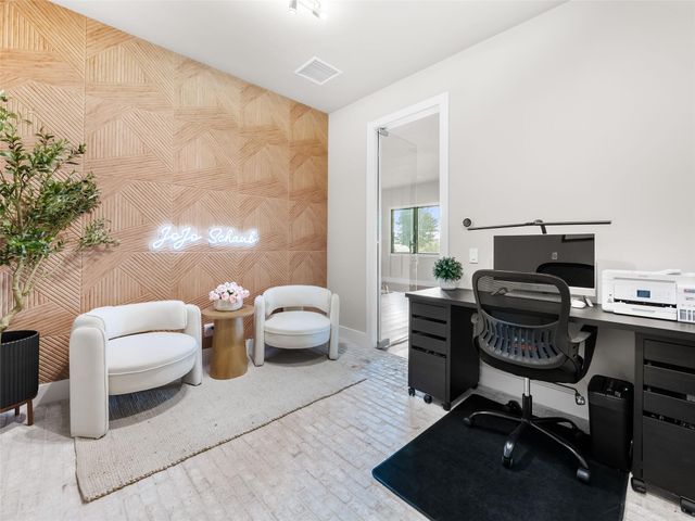 611 Casasanta TRL, Lakeway, TX 78738