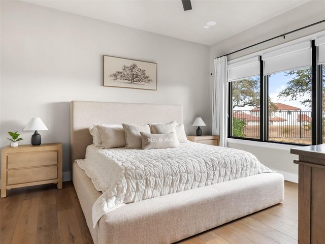 611 Casasanta TRL, Lakeway, TX 78738