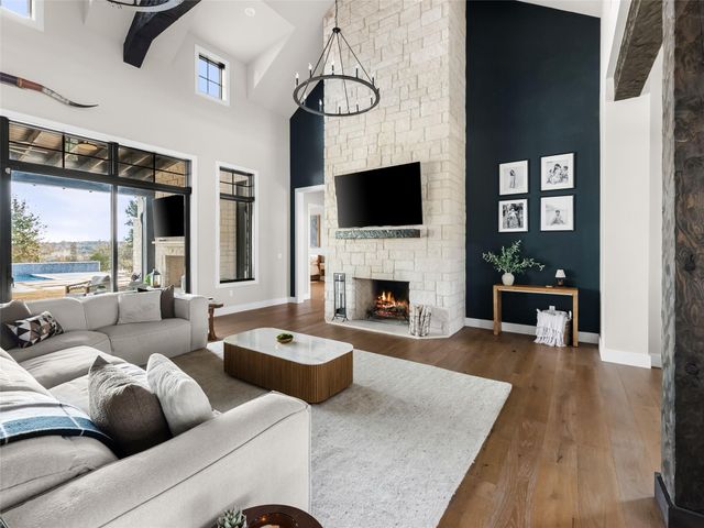 611 Casasanta TRL, Lakeway, TX 78738