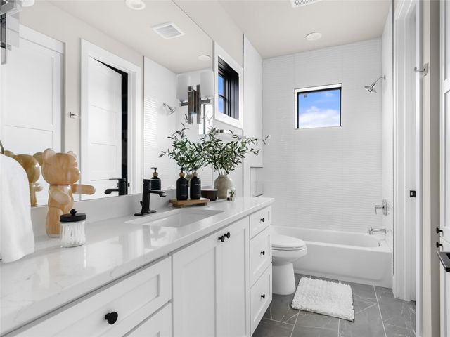 611 Casasanta TRL, Lakeway, TX 78738