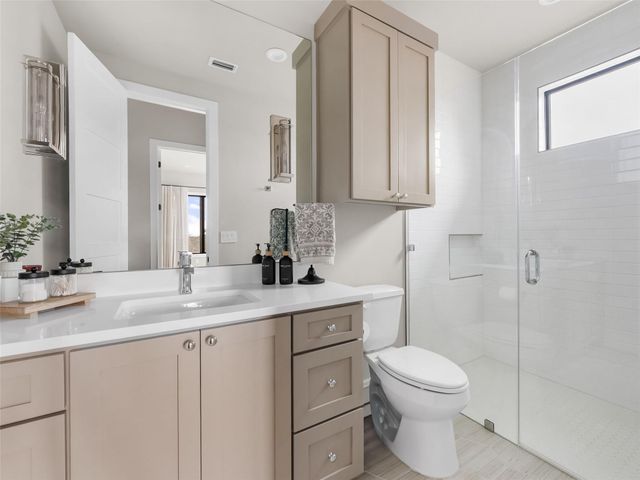 611 Casasanta TRL, Lakeway, TX 78738