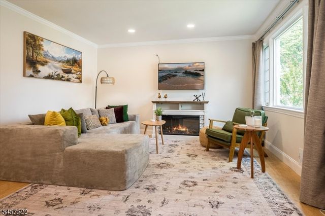 324 jackson ave, Scotch Plains Twp., NJ 07076